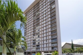 Building Photo - 1617 Ke’eaumoku St