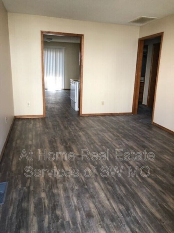Foto del edificio - 720 S Kimbrough Ave