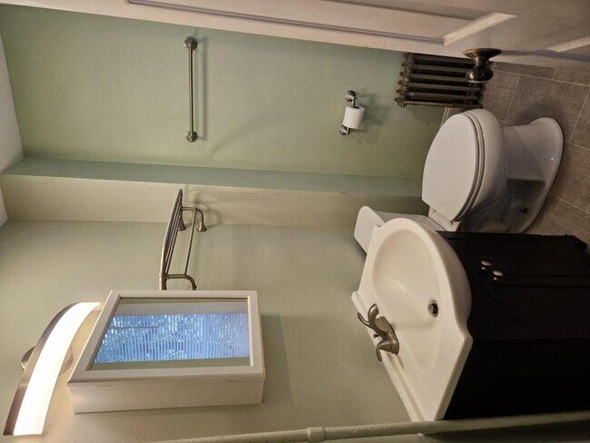 Foto del edificio - 830 High St, Apt 1