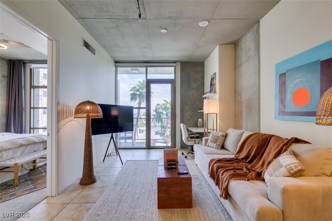 Foto del edificio - 353 E Bonneville Ave