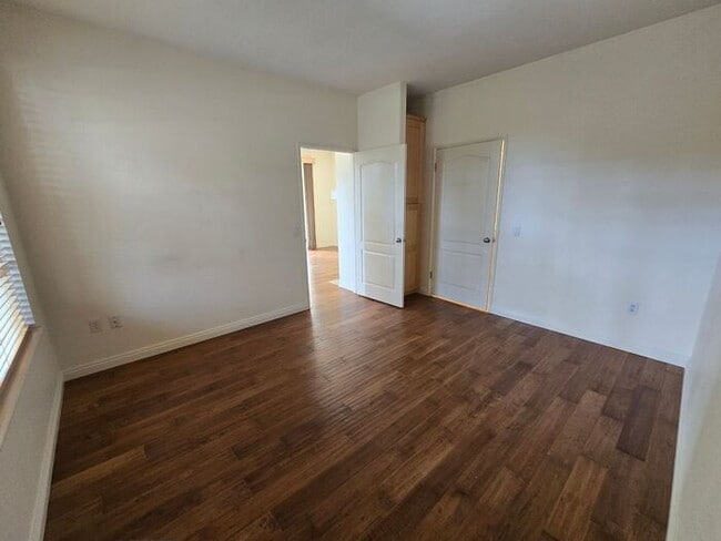 Foto del edificio - Private Ground-Level Condo in the Heart of Carmel Valley