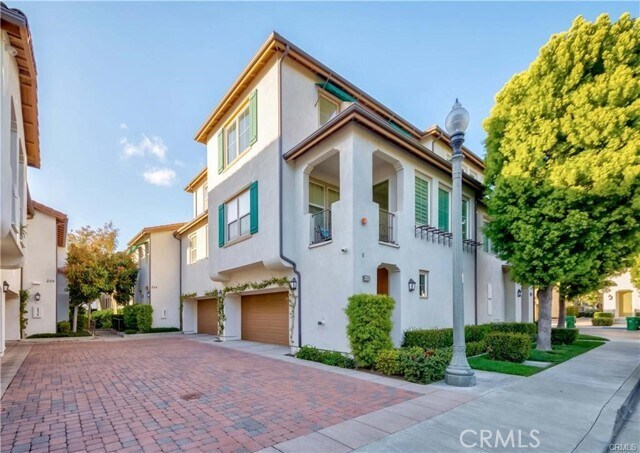 Building Photo - 252 Lockford