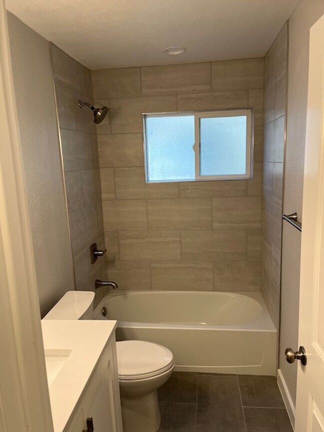 Foto del edificio - Nice remodeled studio in prime location