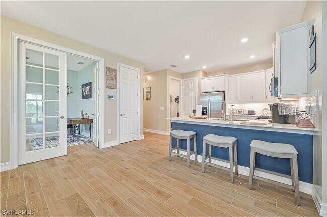 Building Photo - 43741 Sparrow Dr