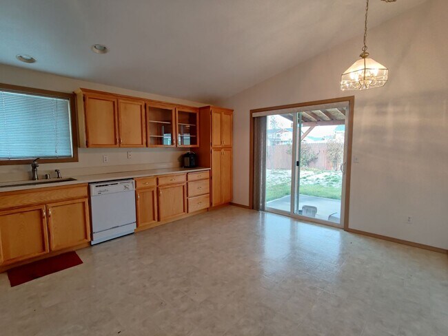 Foto del edificio - West Pasco Location close to Rd 100 interc...