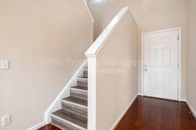Foto del edificio - 17304 Commons Crossing Dr