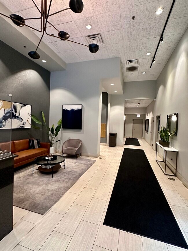 Foto del edificio - 400 W Ontario St