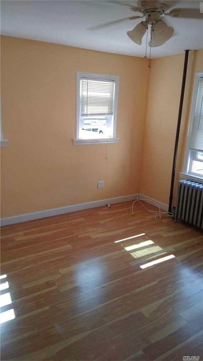 Building Photo - 17 E Atlantic Ave