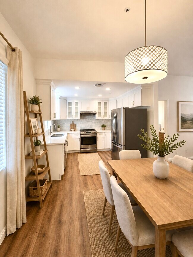 *Las fotos que incluyen muebles son representaciones virtuales a modo de referencia y no están incluidas en el alquiler. - 1037 Arroyo Verde Rd