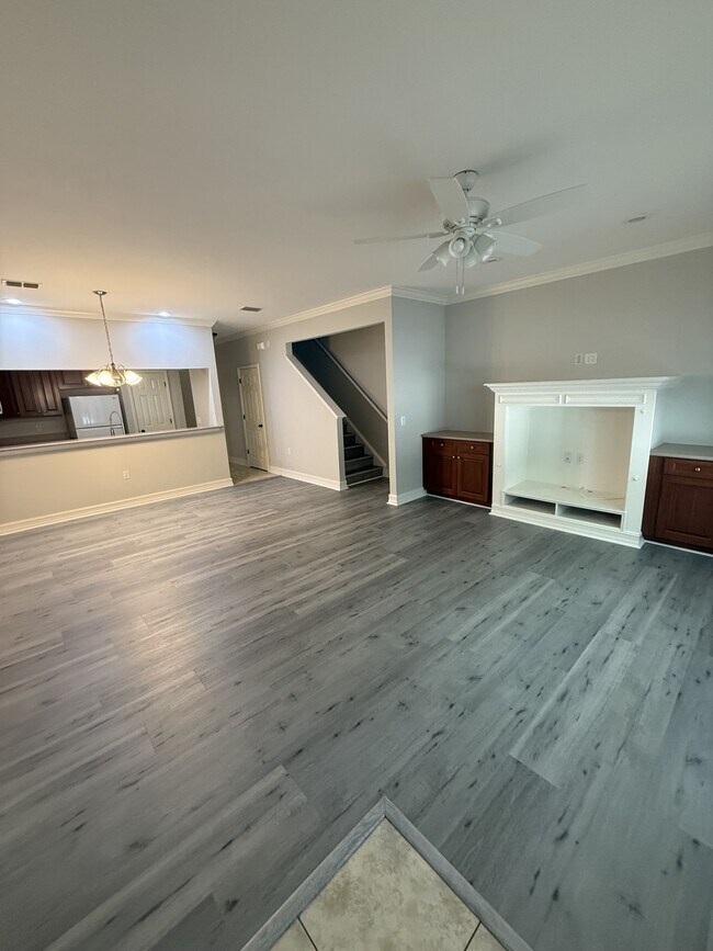 Foto del edificio - 1529 Crescent Hills Dr
