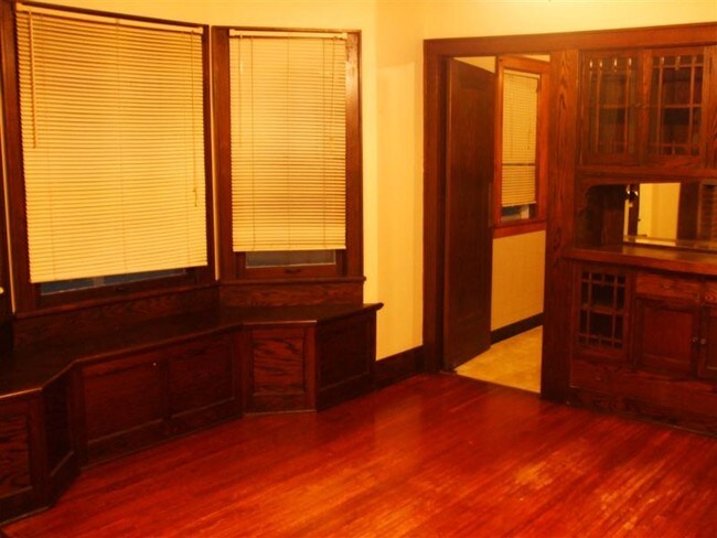 Foto del edificio - 3505 18th Ave S