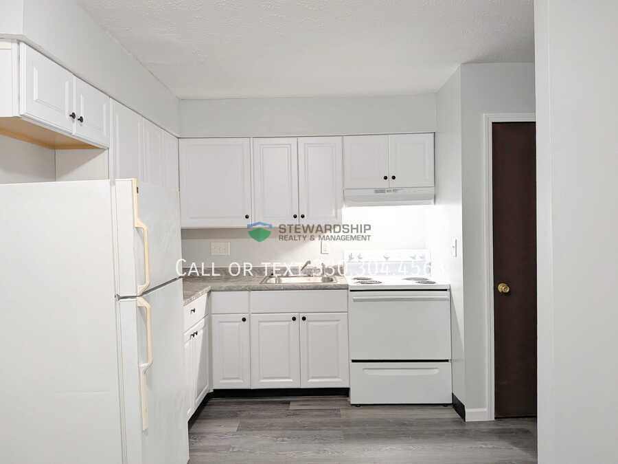 Foto principal - 310 Engadine Ct