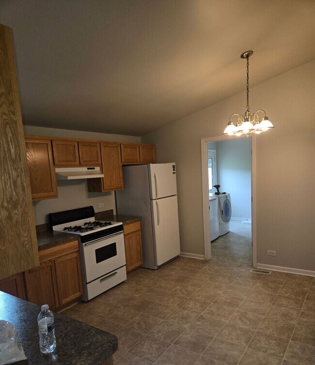 Foto del edificio - 2465-2475-2475 E Stellon St