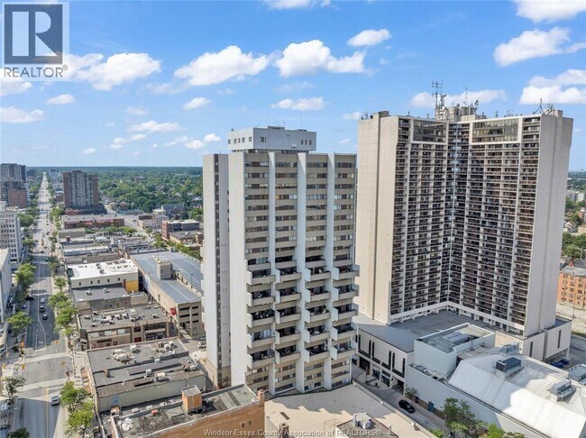 Photo du bâtiment - 380 Pelissier St