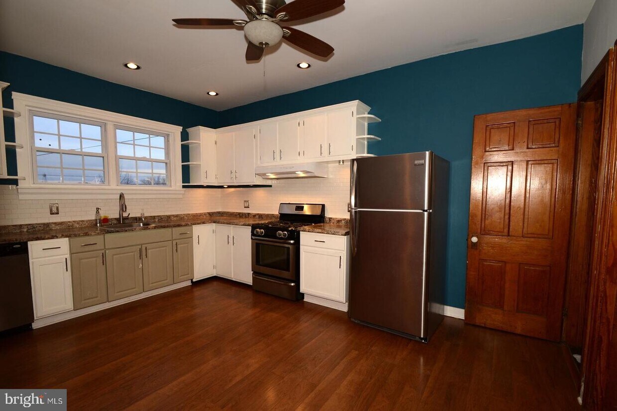 Foto principal - 389 1st Ave