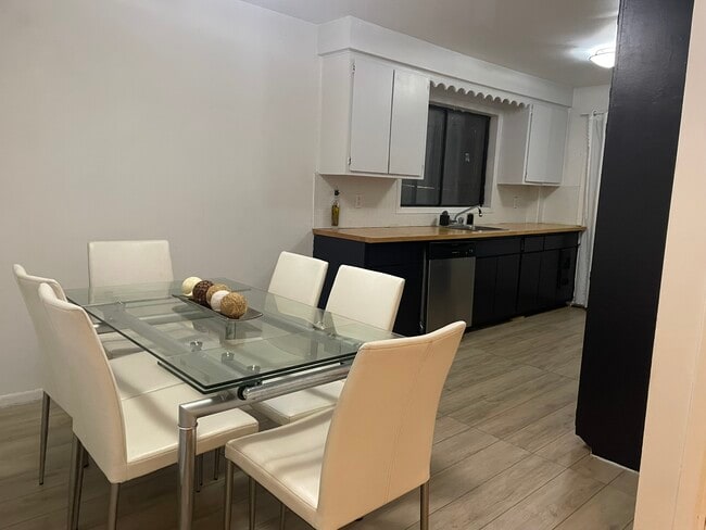 Photo du bâtiment - 8902 Rue Verville