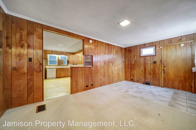 Building Photo - 2 br, 1.5 bath House - 726 Orphanage Rd