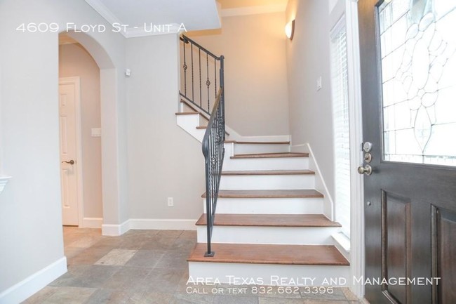 Building Photo - 3 bedroom in Houston TX 77007-5557