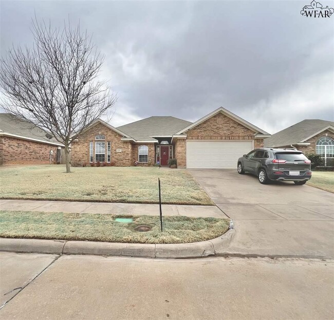 Building Photo - 6053 Laci Ln