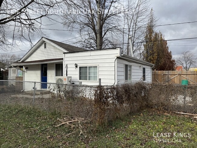 Building Photo - COZY REFRESHED RANCH IN LEAMINGTON