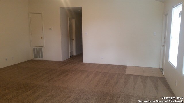 Foto del edificio - 7303 Golf Vista Blvd