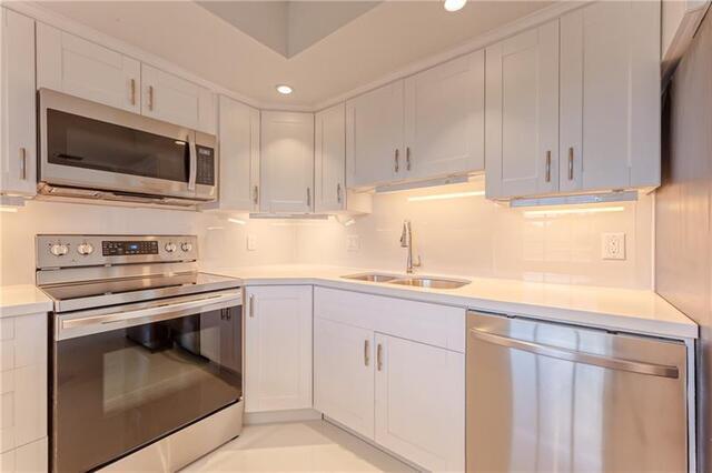 Foto principal - 555 Oaks Ln