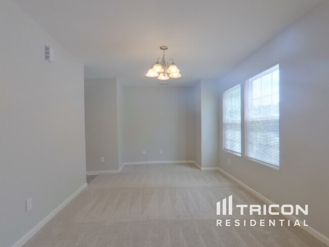 Building Photo - 5525 Twin Brook Drive Charlotte NC