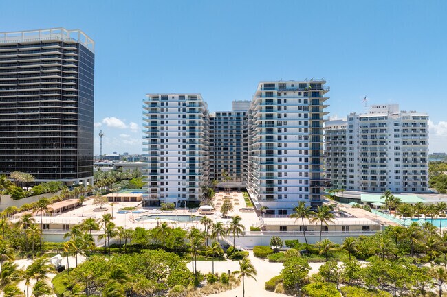 Building Photo - The Balmoral Condos