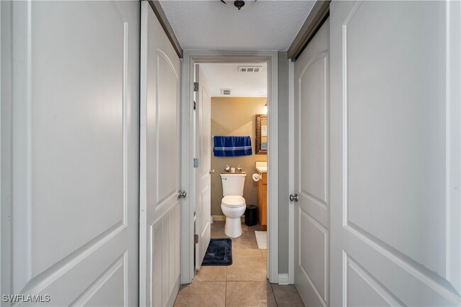 Foto del edificio - 1700 Pine Valley Dr