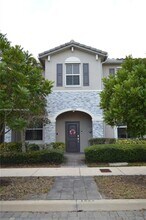 Building Photo - 1522 SE 26th Ter