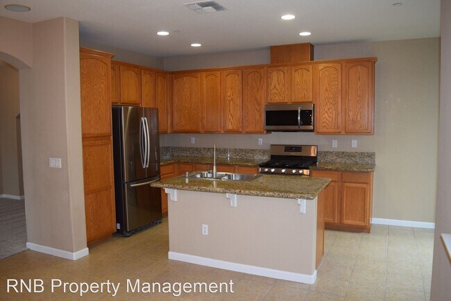 Foto del edificio - 3 br, 2.5 bath House - 503 Luella Lane