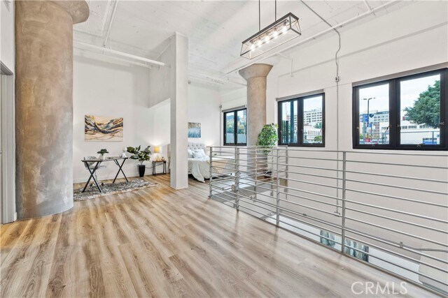 Foto del edificio - 330 W 11th St