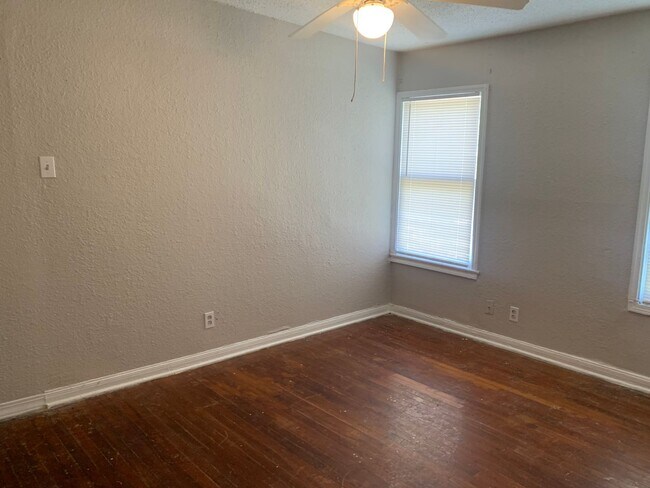 Foto del edificio - 1648 18th St