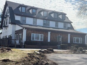 Building Photo - 185 E Lake Blvd