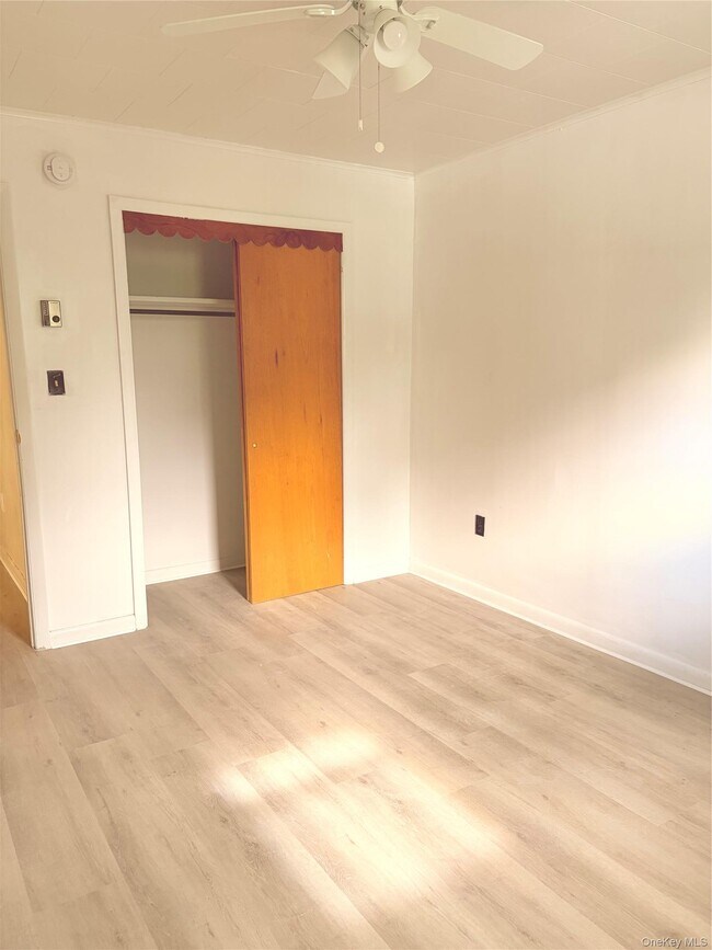 Foto del edificio - 154 N Washington St