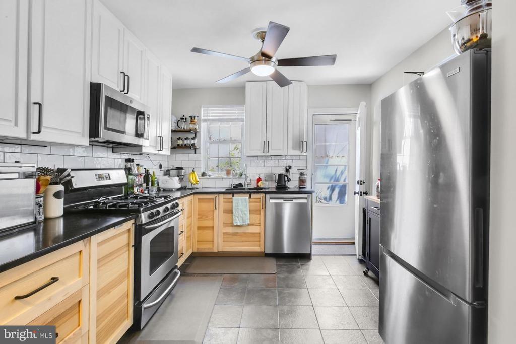 Foto principal - 1121 Montrose St