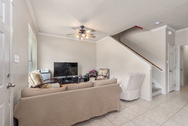 Foto del edificio - Spacious 4 Bed, 4 Bath Condo Minutes from ...