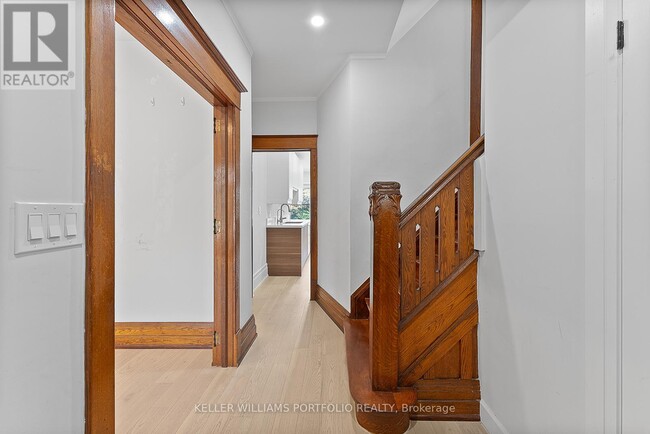 Building Photo - 136 St Clements Ave