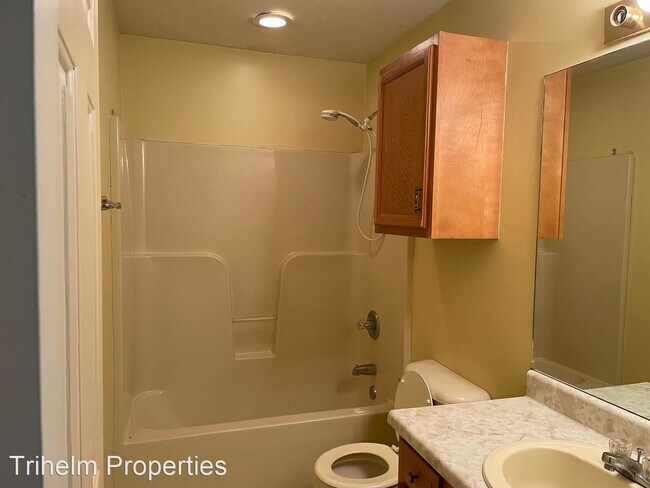 Building Photo - 2 br, 2 bath House - 215 Meadowlark Dr