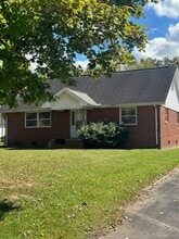 Building Photo - 3946 Andersonville Hwy