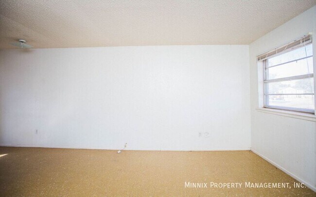 Building Photo - 630 S Crosby St