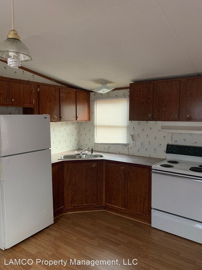 Building Photo - 3 br, 2 bath House - 24209 Hwy  24/27