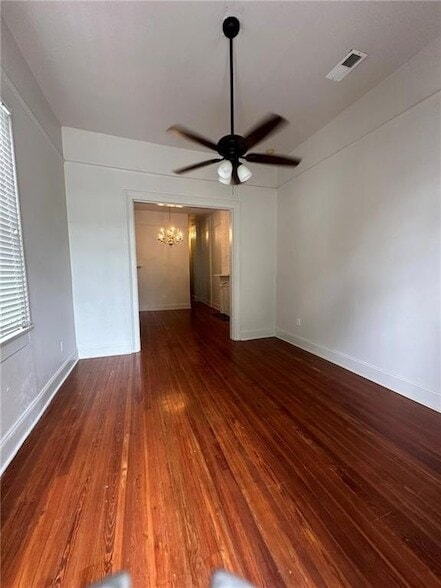 Foto del edificio - 4233 Iberville St