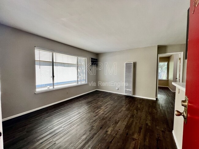 Building Photo - 6724 Plymouth Rd