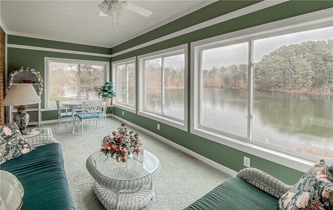 Foto del edificio - 255 Starritt Ln