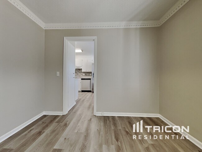 Foto del edificio - 413 Serpentine Rd