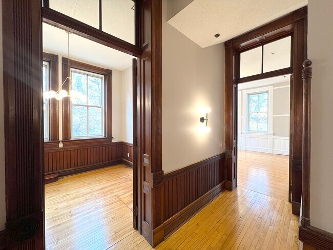 Foto del edificio - 27 Hillside Pl