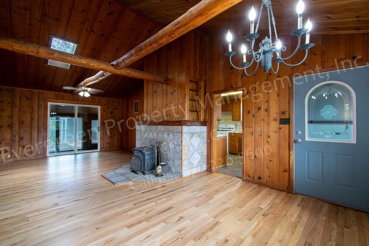 Primary Photo - Horse Property in West Fort Collins!