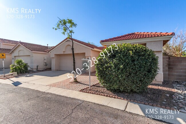 Building Photo - 3 Bed / 2 Bath Home - OWNER/ AGENT