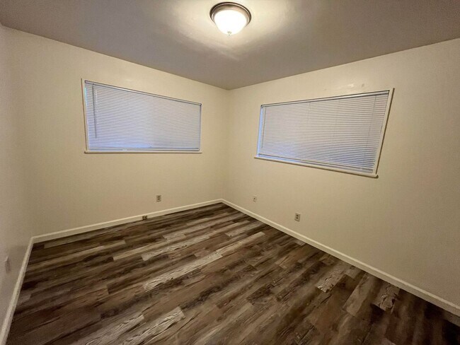 Foto del edificio - Triple J Properties-PM#025-0249-1639